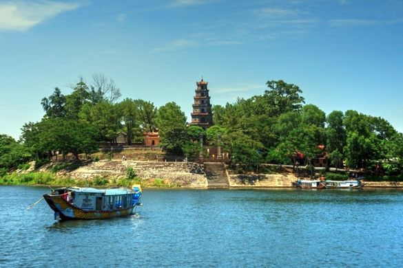 Thien Mu Pagoda Travel Guide 2026: Everything You Need to Know About Hue’s Iconic Landmark Thien Mu Pagoda Travel Guide 2026: Everything You Need to Know About Hue’s Iconic Landmark